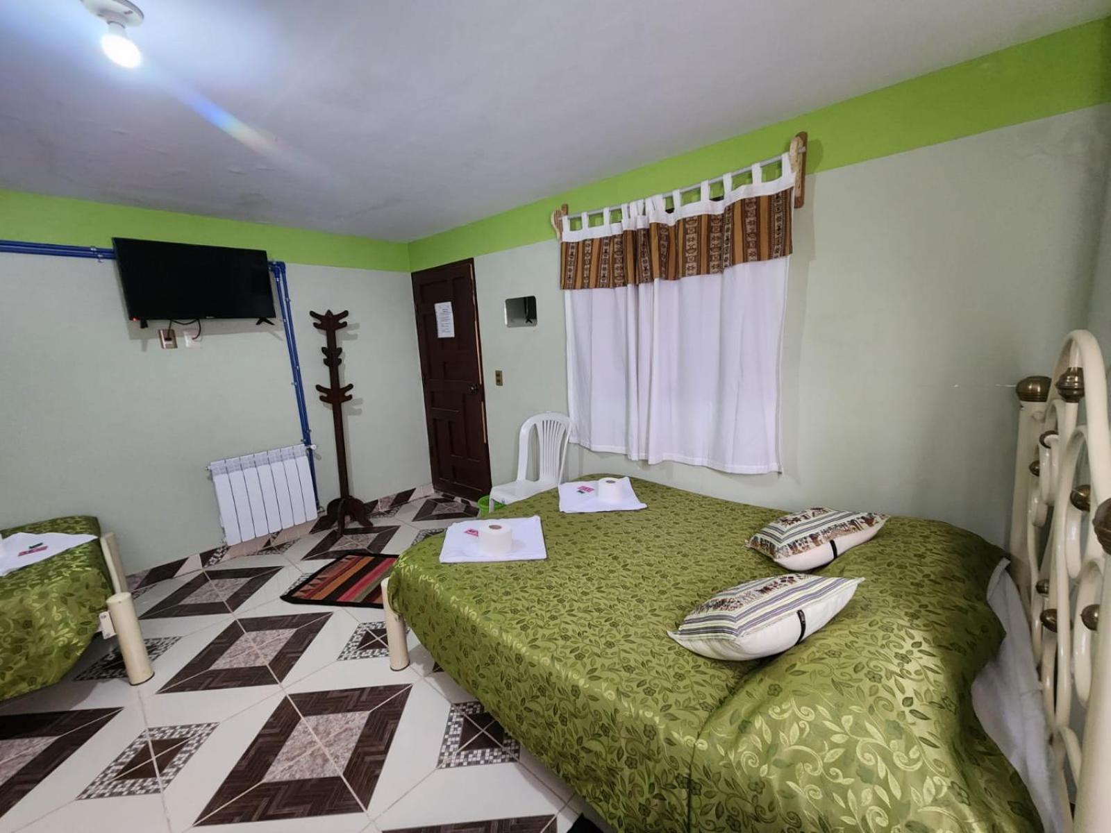 Hotel Aguilar Uyuni Buitenkant foto