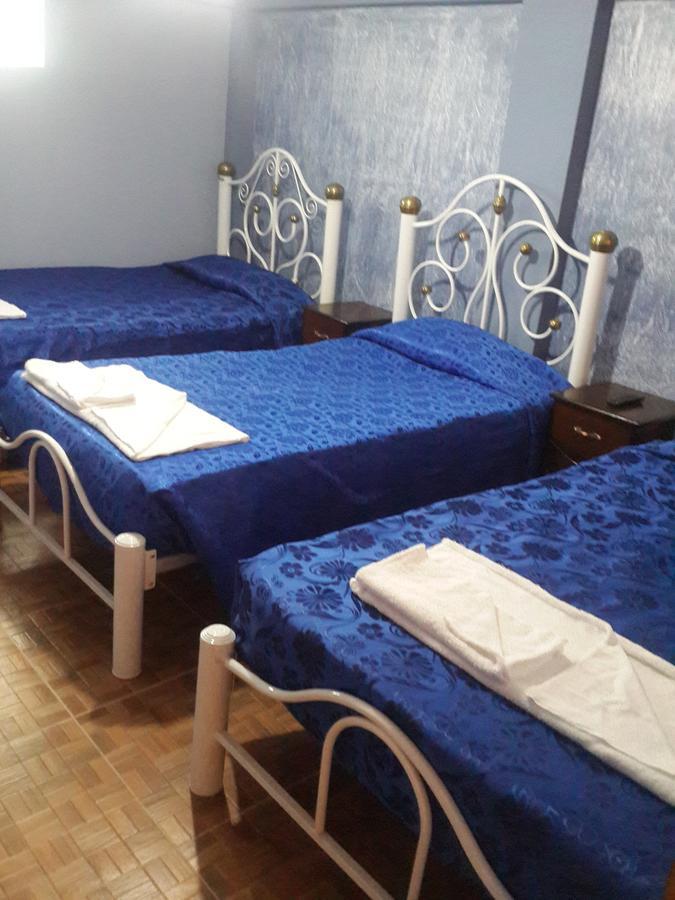Hotel Aguilar Uyuni Buitenkant foto