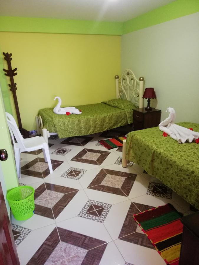 Hotel Aguilar Uyuni Buitenkant foto